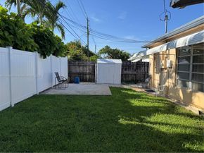 4621 NE 2nd Ave, Oakland Park FL 33334