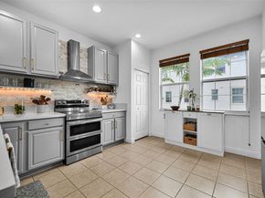 2666 SW 118th Rd, Miramar FL 33025