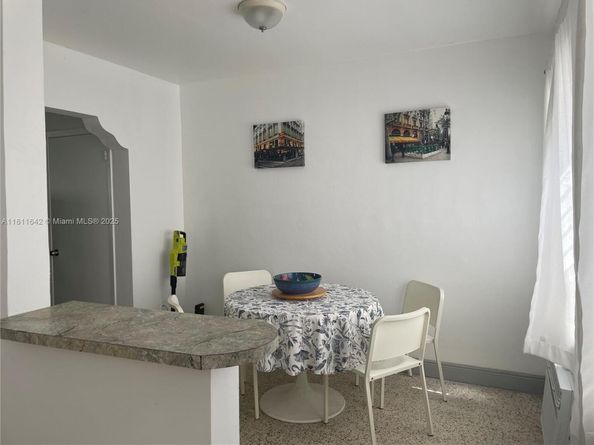 865 80th St, Miami Beach FL 33141