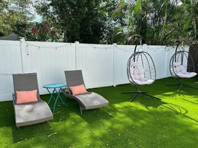 650 NE 15TH St, Fort Lauderdale FL 33304