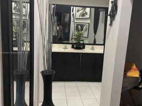 1352 SE 16th Ave, Homestead FL 33035