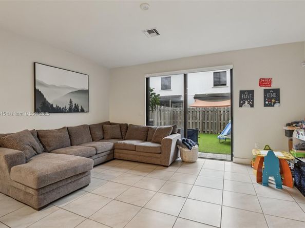 23291 SW 110th Ct, Homestead FL 33032
