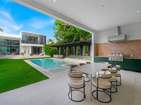 2053 N Bay Rd, Miami Beach FL 33140