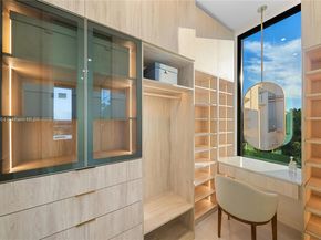 2053 N Bay Rd, Miami Beach FL 33140