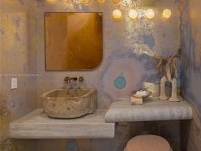 2053 N Bay Rd, Miami Beach FL 33140