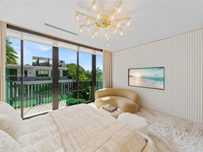 2053 N Bay Rd, Miami Beach FL 33140