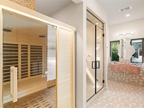 2053 N Bay Rd, Miami Beach FL 33140