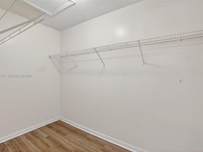 9730 Hammocks Blvd 20128, Miami FL 33196