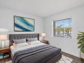 9730 Hammocks Blvd 20128, Miami FL 33196