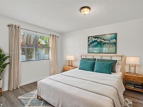 9730 Hammocks Blvd 20128, Miami FL 33196