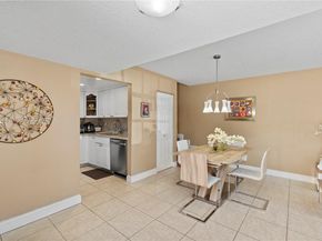 12035 SW 19th Ter 39, Miami FL 33175