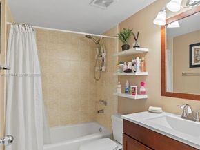 12035 SW 19th Ter 39, Miami FL 33175