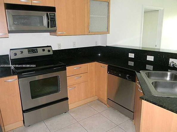 201 Golden Isles Dr 311, Hallandale Beach FL 33009