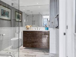 9 Island Ave 2104, Miami Beach FL 33139