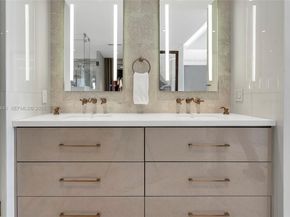 9 Island Ave 2104, Miami Beach FL 33139