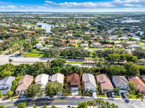 10470 SW 16th St, Pembroke Pines FL 33025