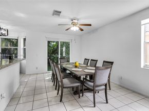 10470 SW 16th St, Pembroke Pines FL 33025