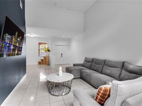 10470 SW 16th St, Pembroke Pines FL 33025