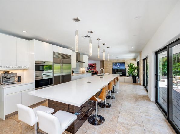 1240 Campamento Ave, Coral Gables FL 33156