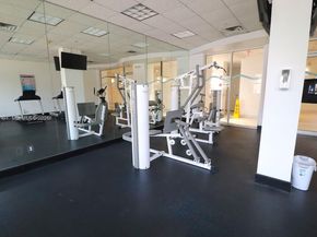 401 69th St 404, Miami Beach FL 33141