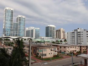 401 69th St 404, Miami Beach FL 33141