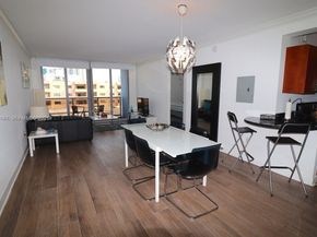 401 69th St 404, Miami Beach FL 33141