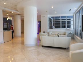 401 69th St 404, Miami Beach FL 33141