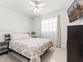 18745 SW 99th Rd, Cutler Bay FL 33157