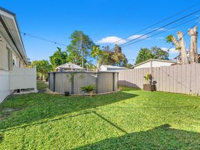 18745 SW 99th Rd, Cutler Bay FL 33157