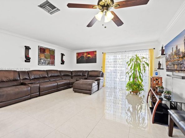 18745 SW 99th Rd, Cutler Bay FL 33157