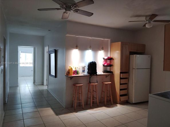 1021 NW 3rd St 305, Miami FL 33128