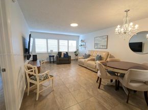 330 SE 2nd St 102E, Hallandale Beach FL 33009