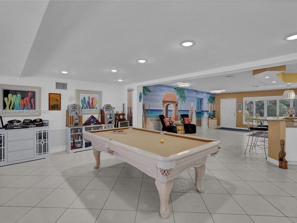 3031 NE 25th St, Fort Lauderdale FL 33305