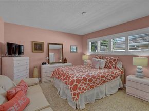 3031 NE 25th St, Fort Lauderdale FL 33305