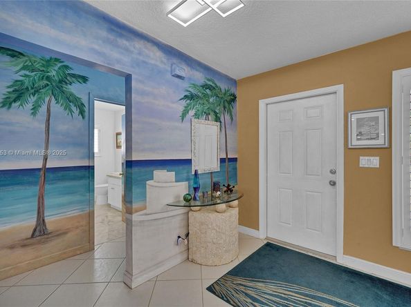 3031 NE 25th St, Fort Lauderdale FL 33305