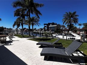 3031 NE 25th St, Fort Lauderdale FL 33305