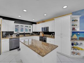 3031 NE 25th St, Fort Lauderdale FL 33305