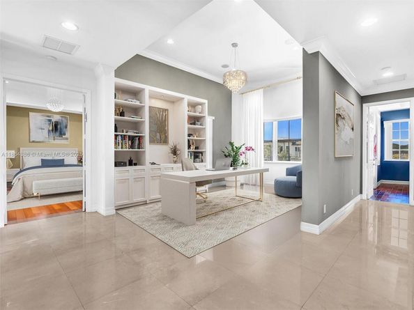 3521 Forest View Cir, Fort Lauderdale FL 33312
