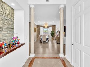 3521 Forest View Cir, Fort Lauderdale FL 33312
