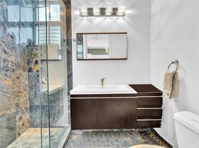 3521 Forest View Cir, Fort Lauderdale FL 33312