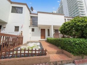 1901 NW S River Dr 5A, Miami FL 33125