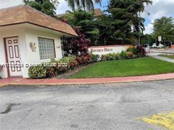 5300 Washington St Q204, Hollywood FL 33021