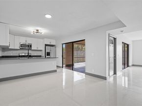 4843 NW 95th Ave, Sunrise FL 33351