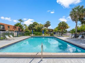 4843 NW 95th Ave, Sunrise FL 33351