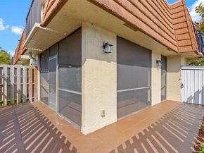 4843 NW 95th Ave, Sunrise FL 33351