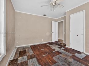 803 36th St, West Palm Beach FL 33407