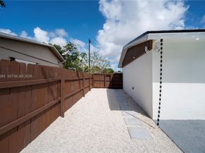 1524 NE 31st Ct, Pompano Beach FL 33064