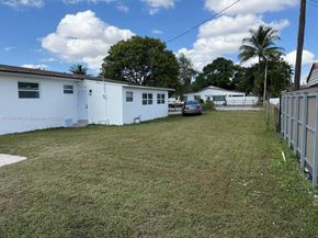 2920 NW 64th St, Miami FL 33147