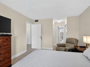 8103 Camino Real 307, Miami FL 33143