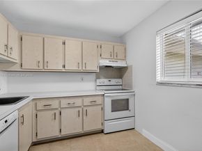 8103 Camino Real 307, Miami FL 33143